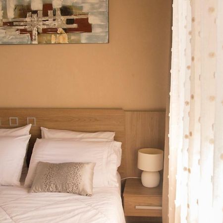 La Riviera Aparthotel Fernando de la Mora Εξωτερικό φωτογραφία