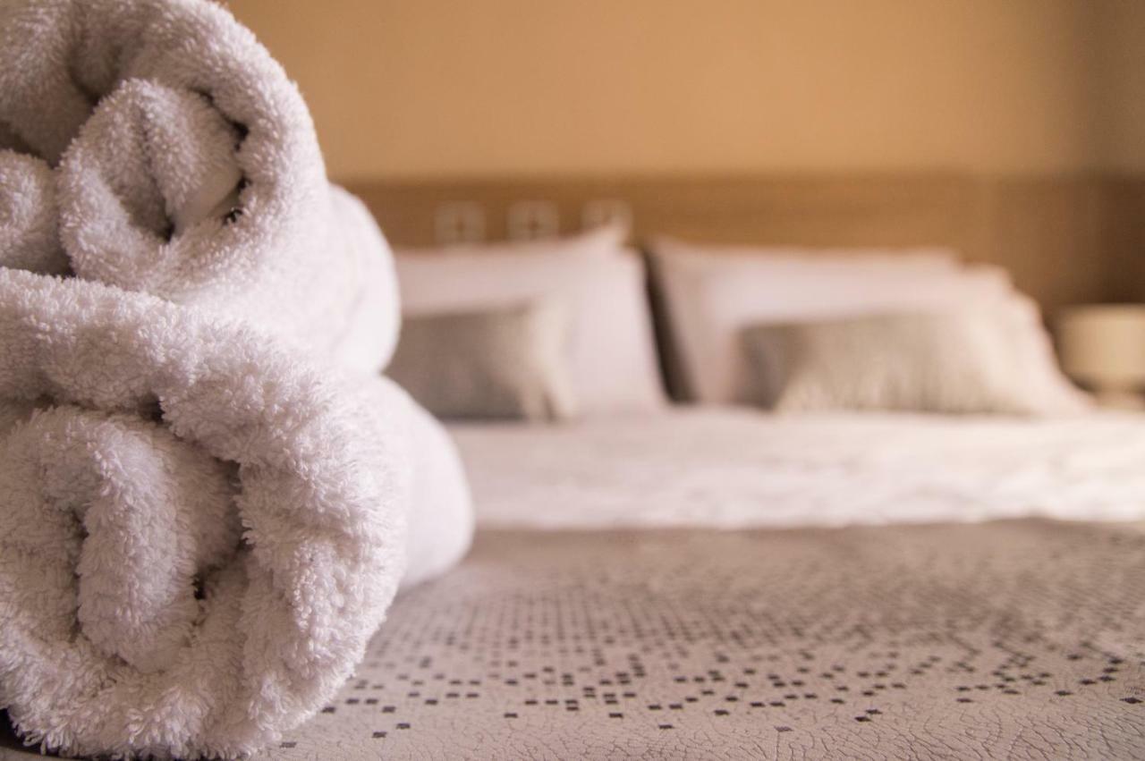 La Riviera Aparthotel Fernando de la Mora Εξωτερικό φωτογραφία